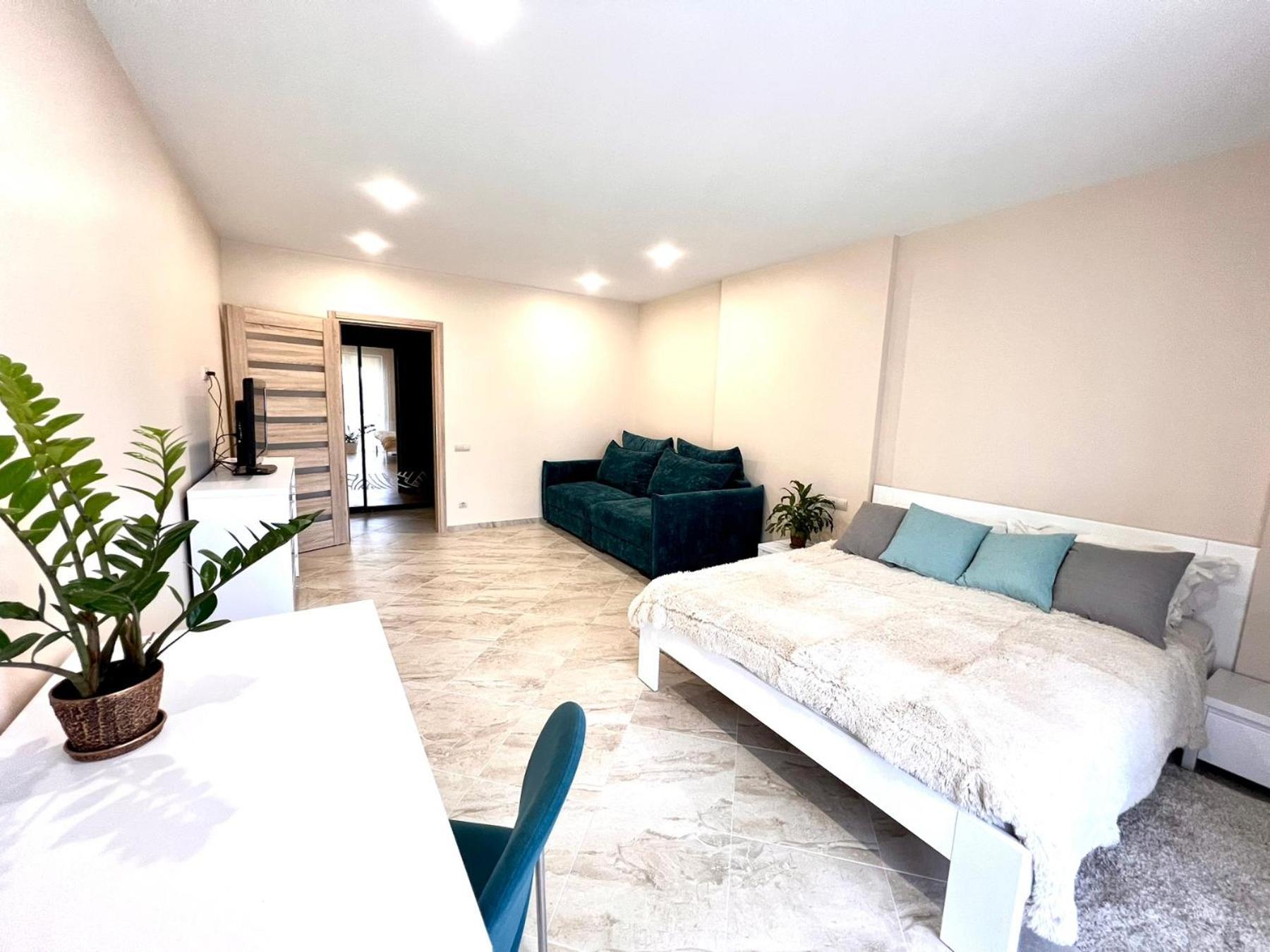 Osapart Comfortable Apartment In A Complex Great Britain Leópolis Exterior foto
